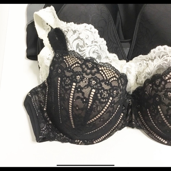 Bundle of Bras 38DD and 40D - Picture 3 of 9